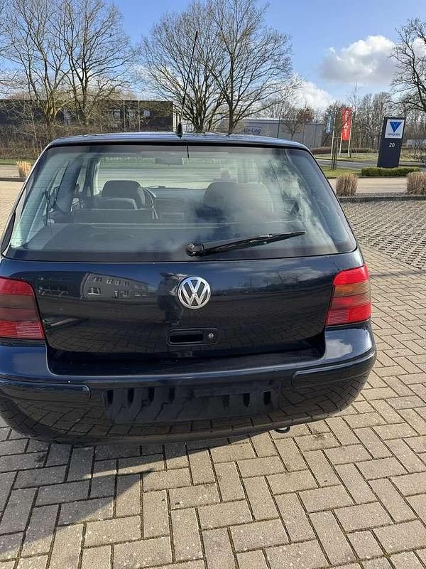 Gebraucht VW Golf IV Highline 101 PS (74 kW) 2002 Limousine