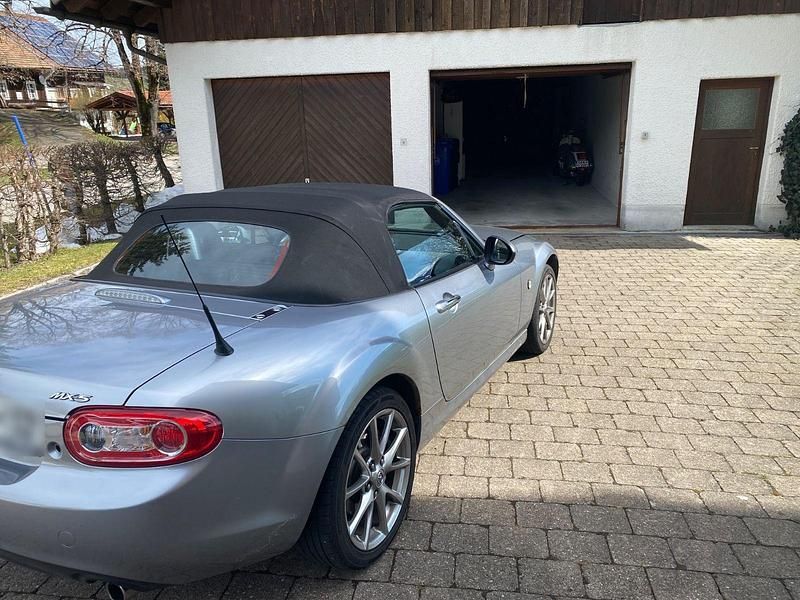 Używany Mazda MX5 126 KM (92 kW) 2011 Srebrny Kabriolet