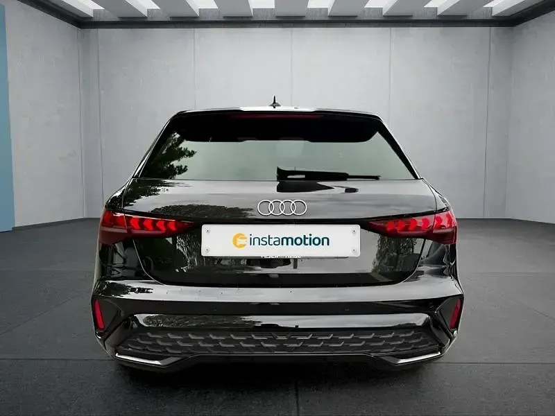 Gebraucht Audi A3 Sportback 150 PS (110 kW) 2025 Schwarz Kleinwagen