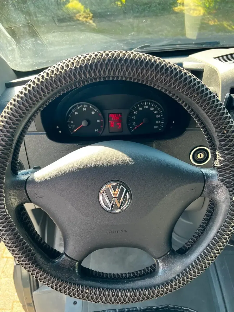 Gebraucht VW Crafter 160 PS (117 kW) 2011 Grau Van