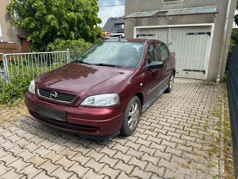 Rot Gebraucht 2003 Opel Astra Limousine | 500 € (Guter Preis) - Bild 1/4
