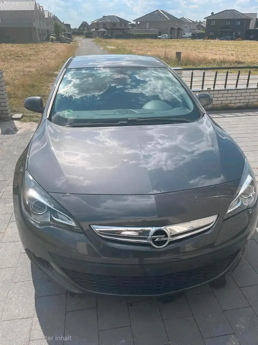 Gebraucht Opel Astra GTC 179 PS (131 kW) 2011 Grau Coupé