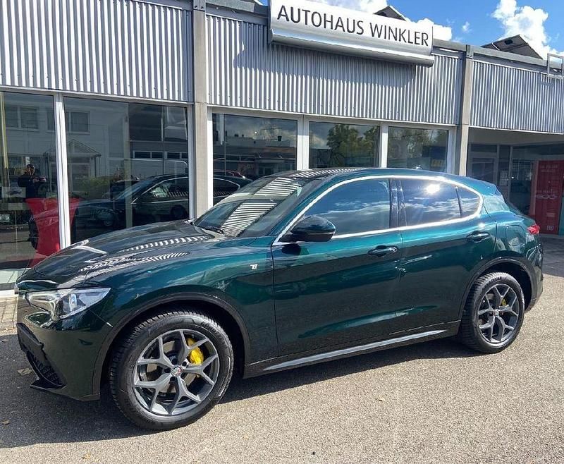 Other Gebraucht 2021 Alfa Romeo Stelvio Lusso SUV | 30.950 € (Fairer Preis) - Bild 1/4