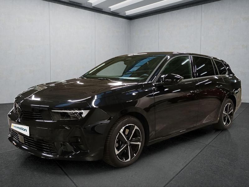 Schwarz Gebraucht 2024 Opel Astra Kombi | 26.199 € (Fairer Preis) - Bild 1/4