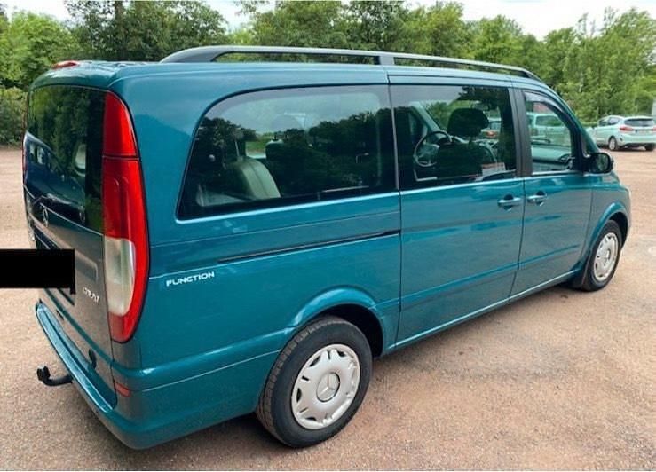 Grün Gebraucht 2007 Mercedes Viano Van / Kleinbus | 8.700 € (Fairer Preis) - Bild 1/4