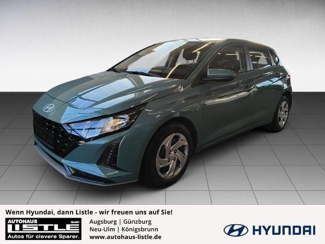 Gebraucht Hyundai i20 Select 101 PS (74 kW) 2025 Gruen Kleinwagen