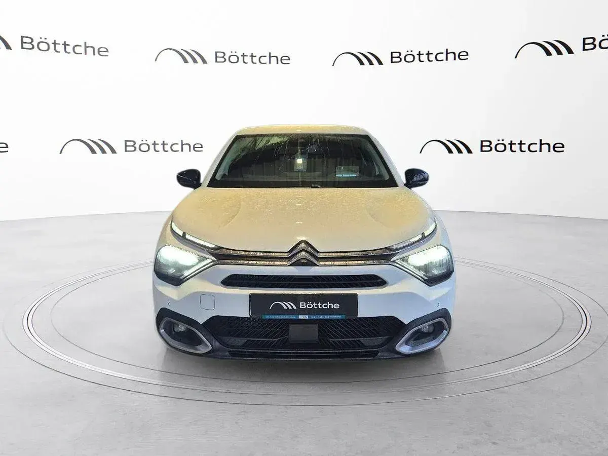 Gebraucht Citroën C4 PureTech 131 PS (96 kW) 2023 Lack weiss banquise/typ aussenverkleidung spiegel flach standard Limousine