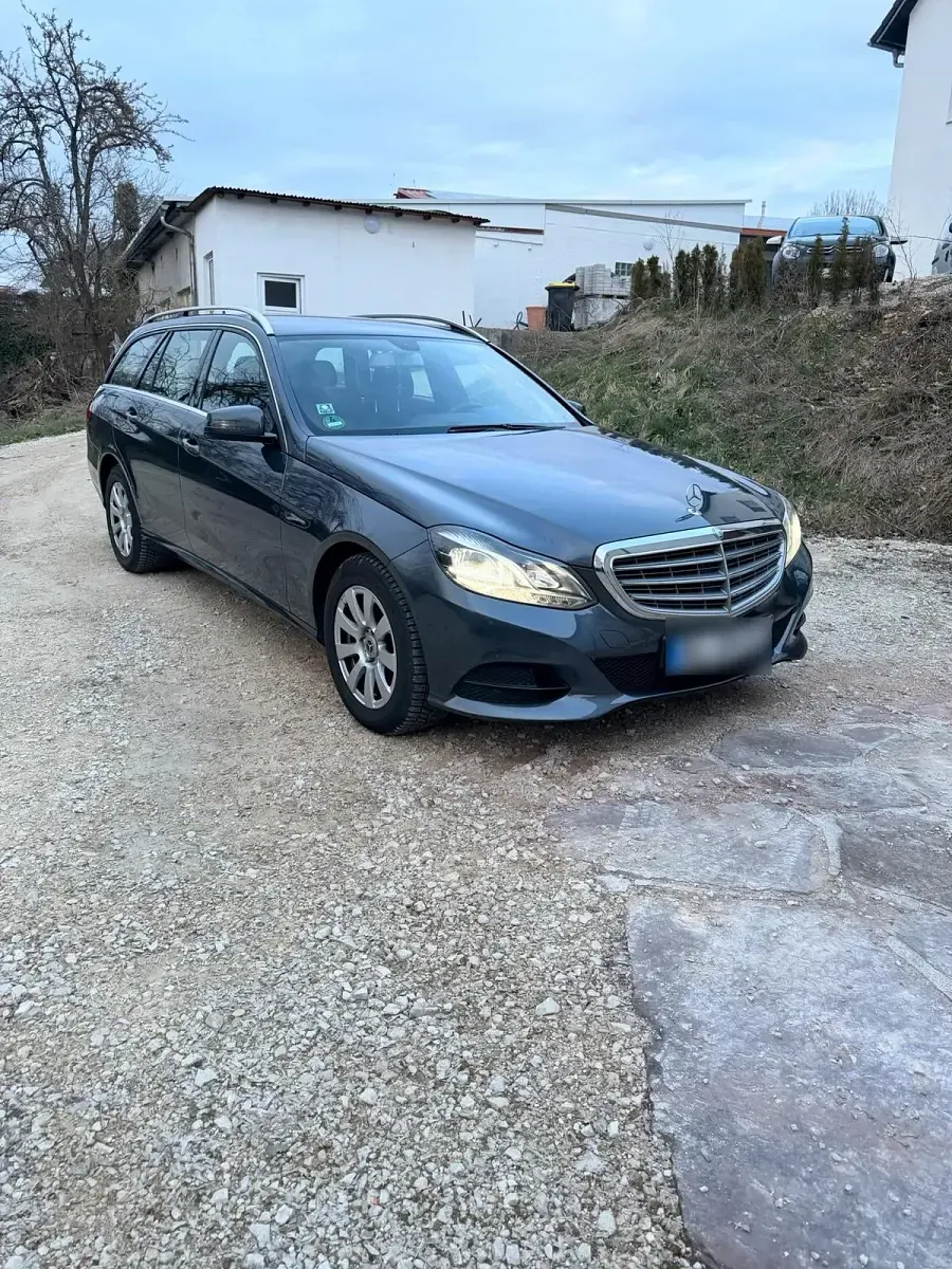 Usata Mercedes E250 211 CV (155 kW) 2014 Grigio Station wagon