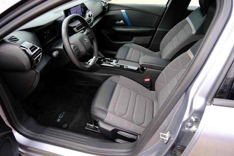 Gebraucht Citroën e-C4 Feel 100 kW (136 PS) 2023 Grau SUV