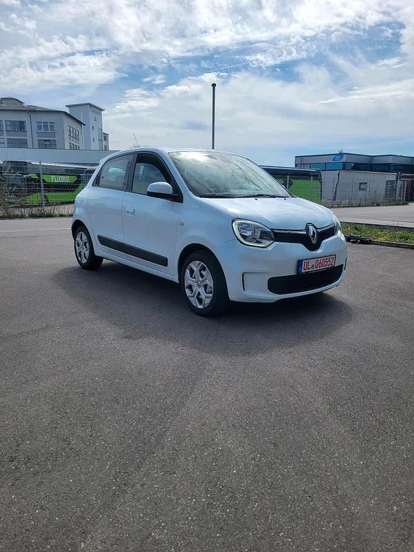 Gebraucht Renault Twingo 65 PS (47 kW) 2021 Weiß Kleinwagen