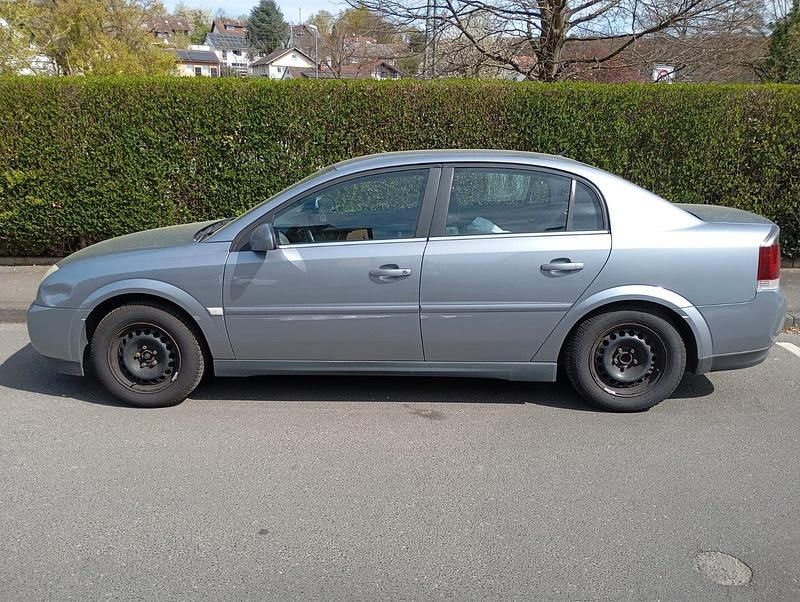 Gebraucht Opel Vectra 123 PS (90 kW) 2004 Silber Limousine