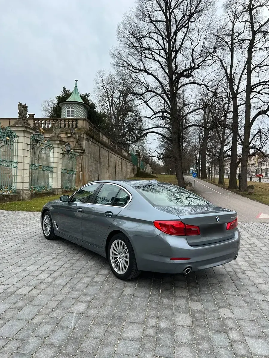 Second-hand BMW 520 190 CP (139 kW) 2019 Argintiu Berlinǎ