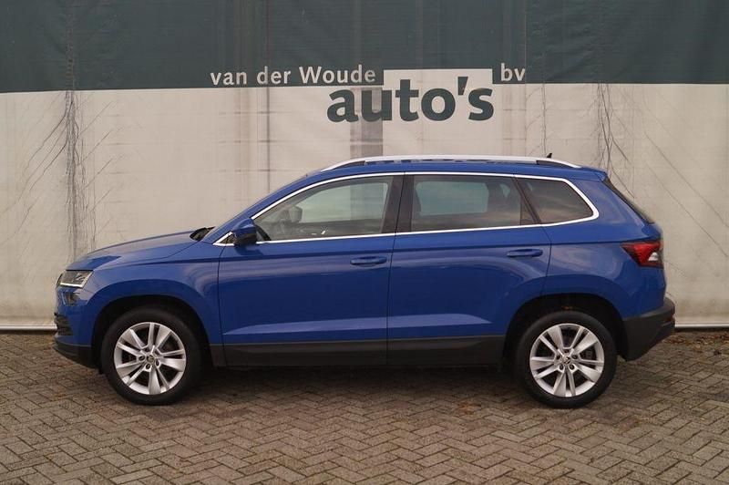 Blau Gebraucht 2020 Skoda Karoq Business Line SUV | 12.705 € (Etwas zu teuer) - Bild 1/4