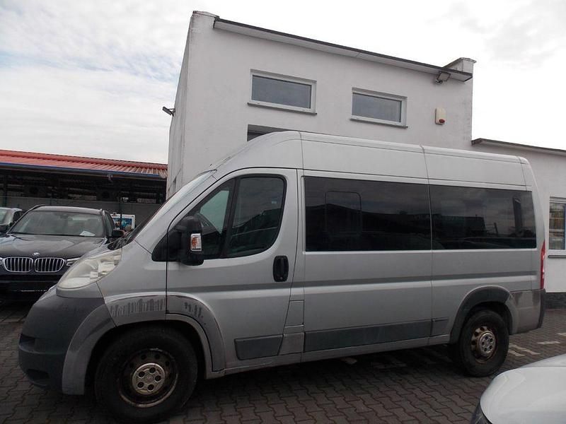 Gebraucht Peugeot Boxer 150 PS (110 kW) 2012 Silber Van