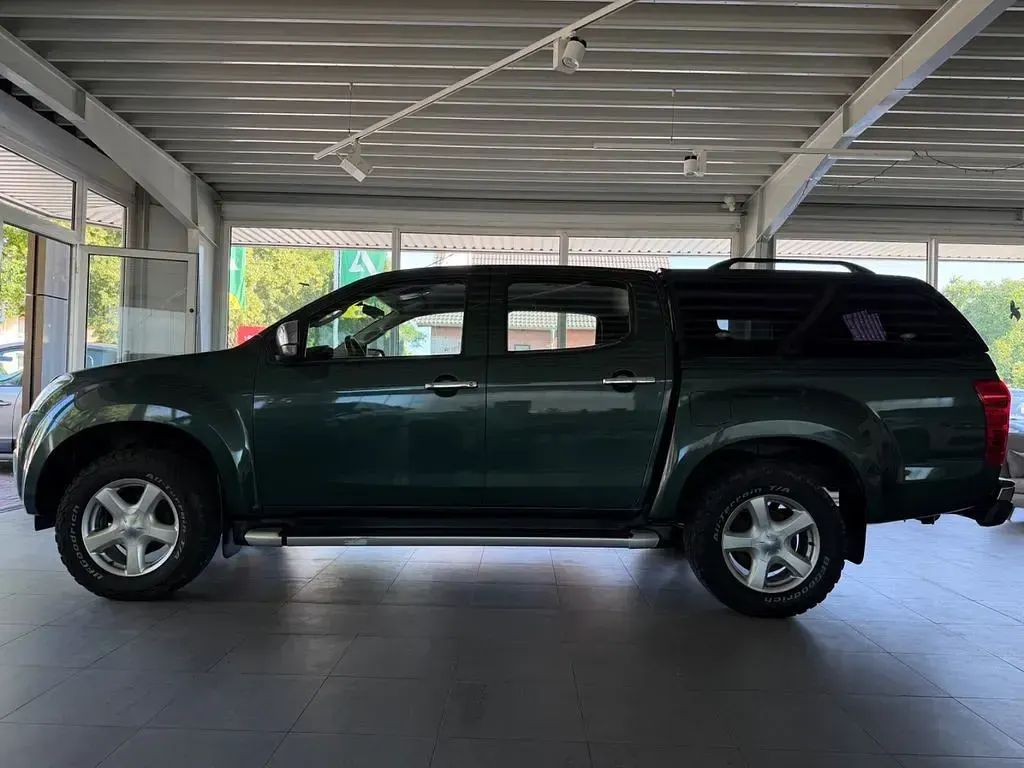 Gebraucht Isuzu D-Max 163 PS (119 kW) 2013 Grün SUV