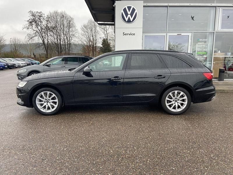 Gebraucht Audi A4 150 PS (110 kW) 2022 Schwarz Kombi