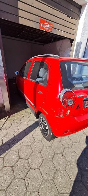 Gebraucht Chevrolet Matiz 55 PS (40 kW) 2010 Rot Kleinwagen