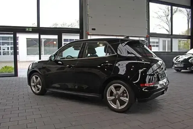 Używany Ora 03 125 kW (171 KM) 2023 Czarny Hatchback