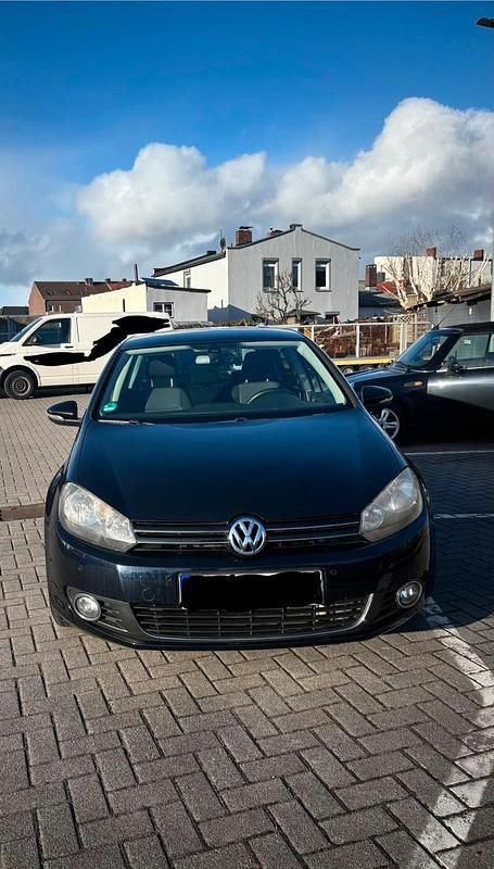 Gebraucht VW Golf VII Style 105 PS (77 kW) 2012 Blau Limousine