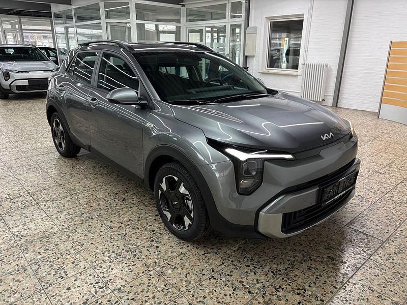 Neu Kia Stonic 101 PS (74 kW) 2026 Grau SUV