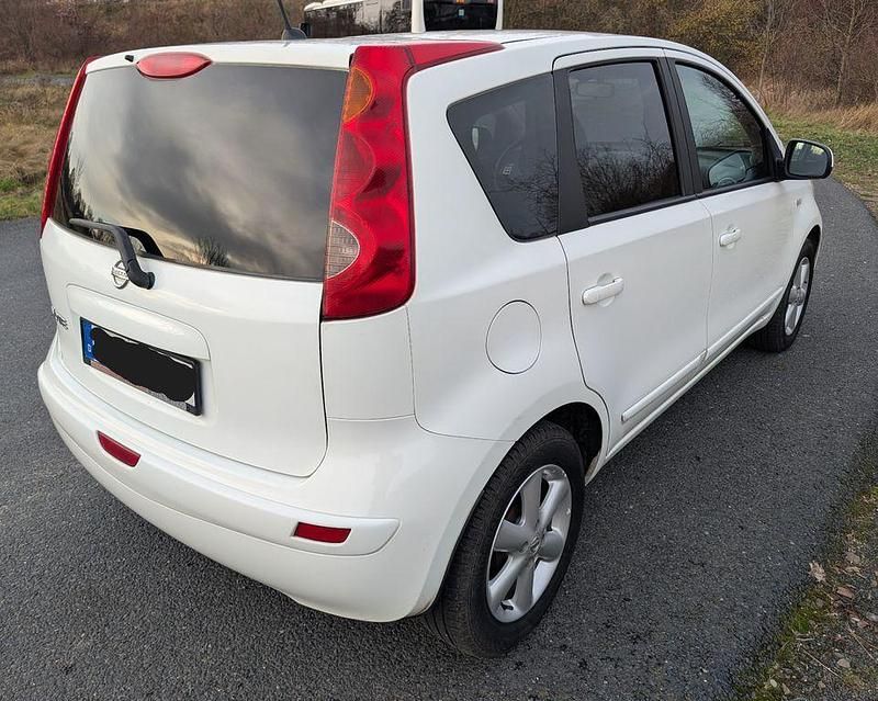 Gebraucht Nissan Note Visia 88 PS (64 kW) 2008 Weiß Kleinwagen