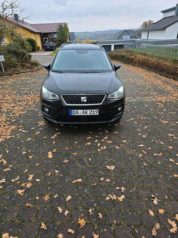 Schwarz Gebraucht 2018 Seat Arona SUV | 9.000 € (Guter Preis) - Bild 1/4