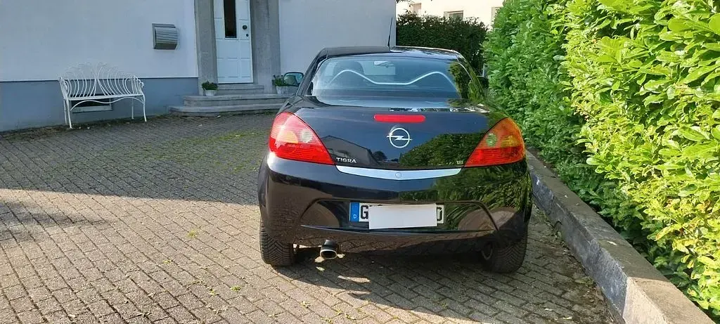 Gebraucht Opel Tigra Sport 125 PS (91 kW) 2005 Schwarz Cabrio