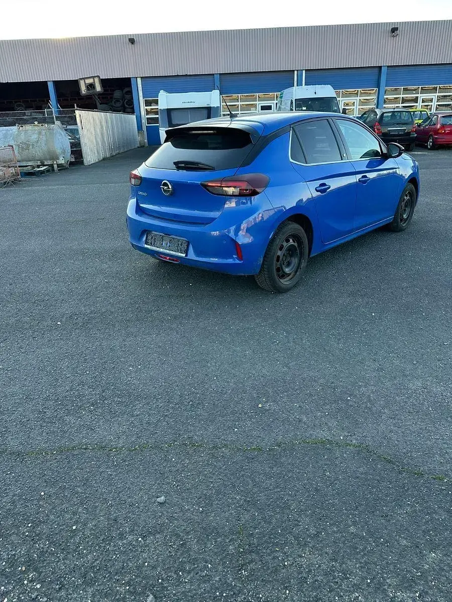 Używany Opel Corsa-e 57 kW (78 KM) 2021 Niebieski Hatchback