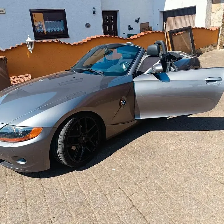 Gebraucht BMW Z4 Performance 177 PS (130 kW) 2004 Grau Cabrio