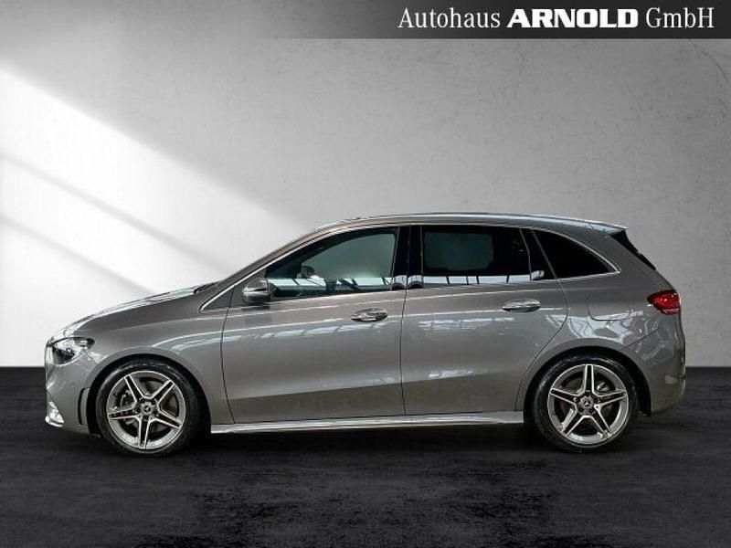 Gebraucht Mercedes B220 AMG 190 PS (139 kW) 2023 Mountaingrau (metallic) Van / Kleinbus