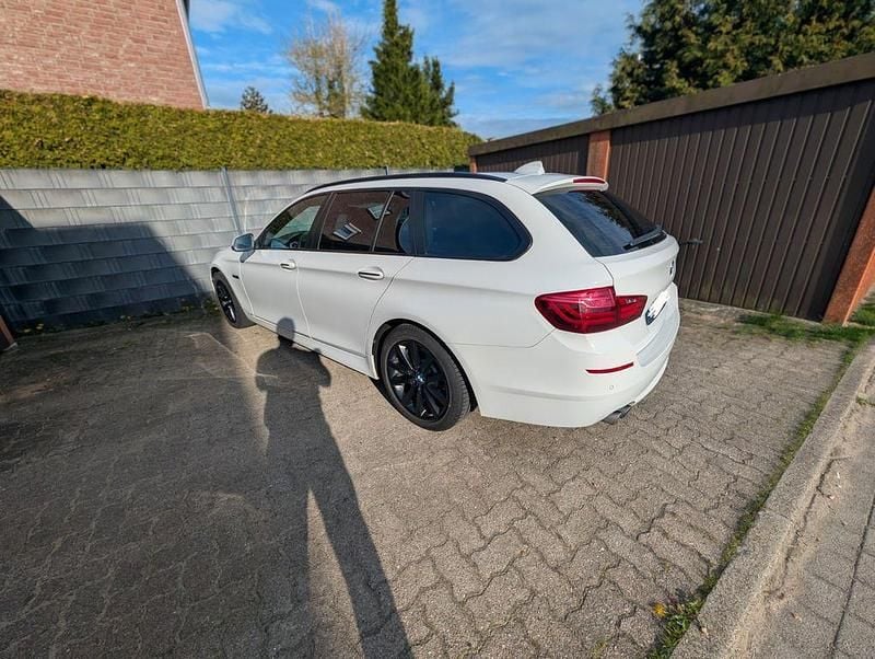 Gebraucht BMW 518 150 PS (110 kW) 2014 Weiß Kombi