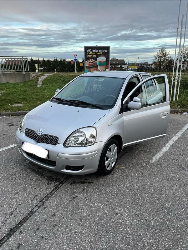 Gebraucht 2005 Toyota Yaris Kleinwagen | 3.700 € (Fairer Preis) - Bild 1/4