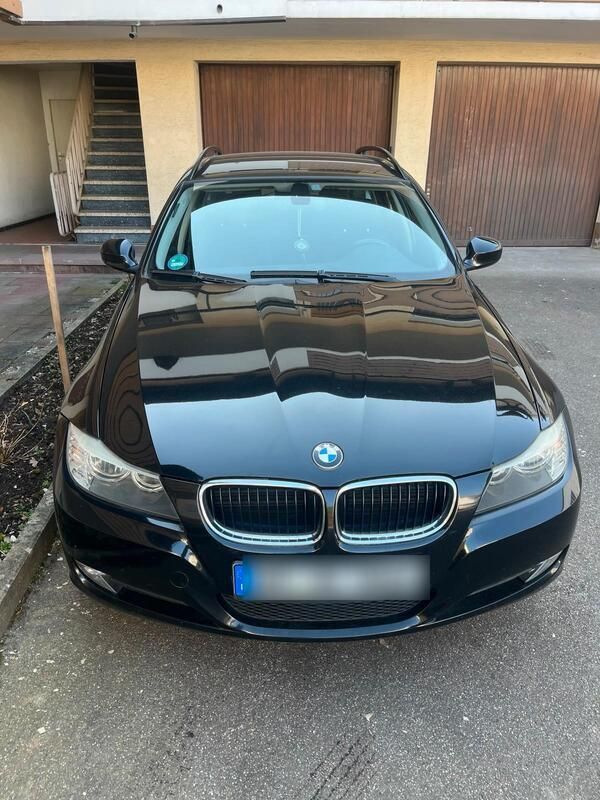 Schwarz Gebraucht 2010 BMW 318 Kombi | 2.800 € (Superpreis) - Bild 1/4