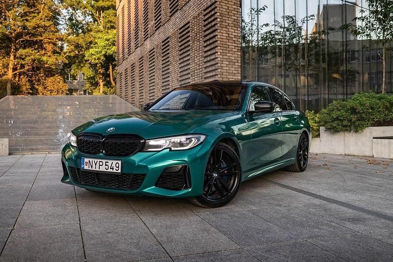 Grün Gebraucht 2020 BMW M340 M Sport Limousine | 30.500 € - Bild 1/4