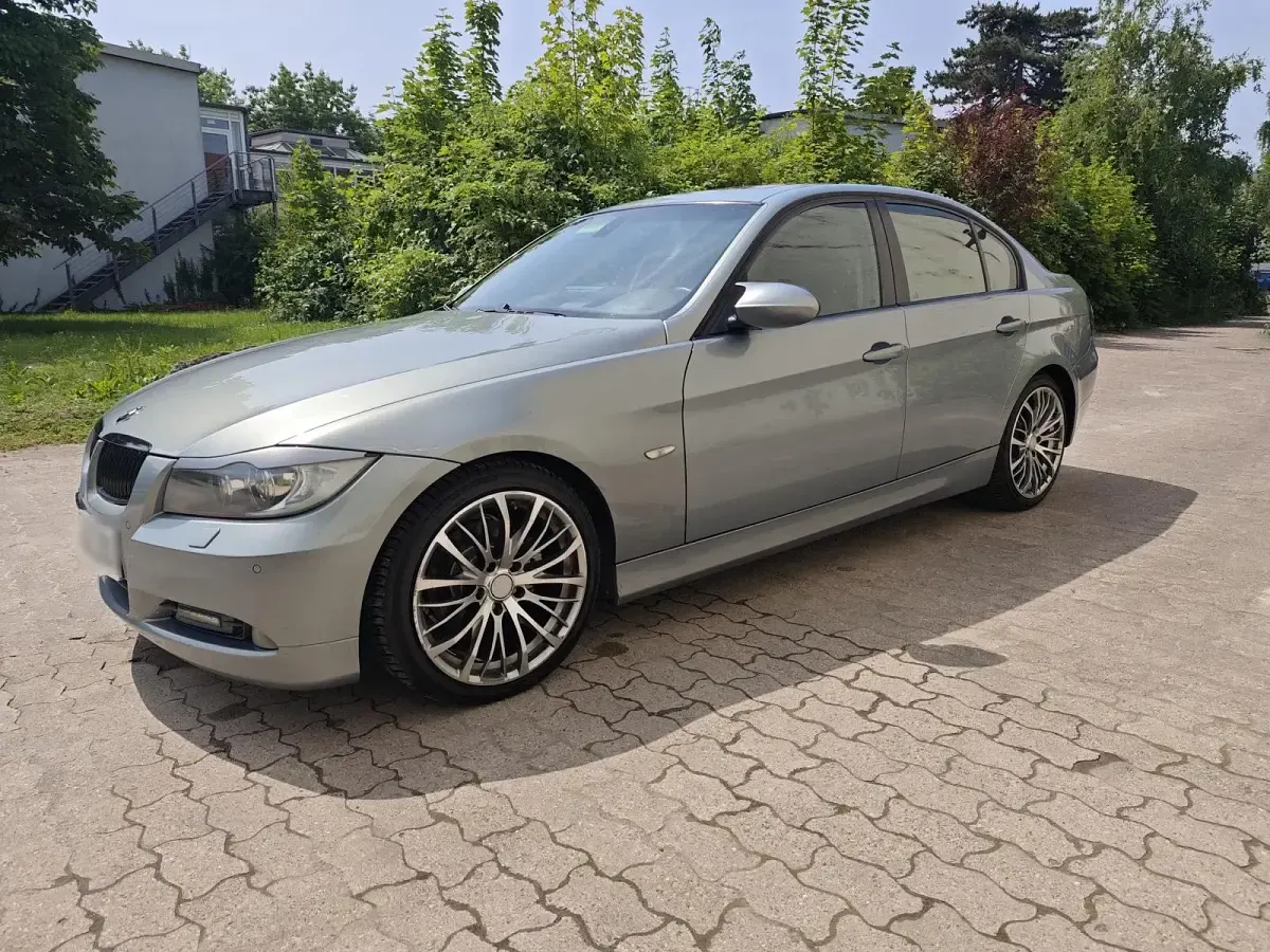 Używany BMW 320 163 KM (119 kW) 2006 Sedan/Limuzyna