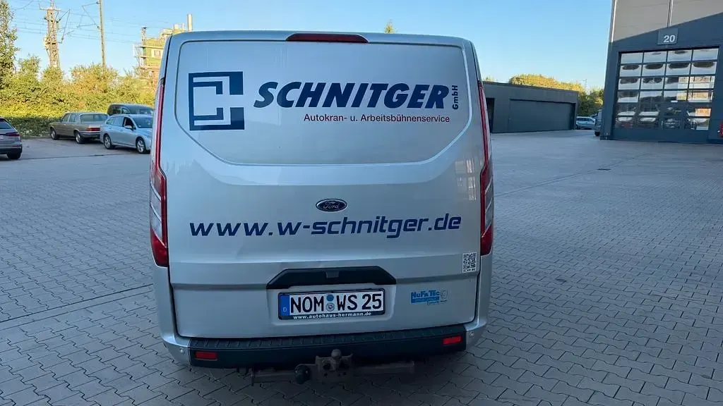 Gebraucht Ford Transit Custom Trend 170 PS (125 kW) 2018 Silber Van