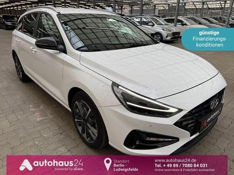 Weiß Gebraucht 2021 Hyundai i30 Kombi | 17.490 € (Guter Preis) - Bild 1/4