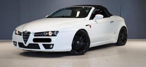 Weiß Gebraucht 2010 Alfa Romeo Spider Cabrio | 19.800 € - Bild 1/4