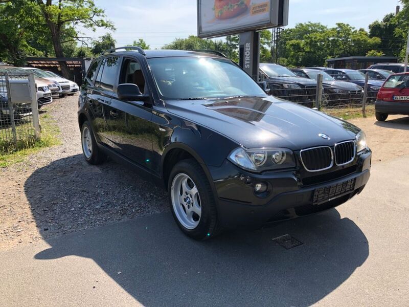 Schwarz Gebraucht 2010 BMW X3 SUV | 8.950 € (Fairer Preis) - Bild 1/4