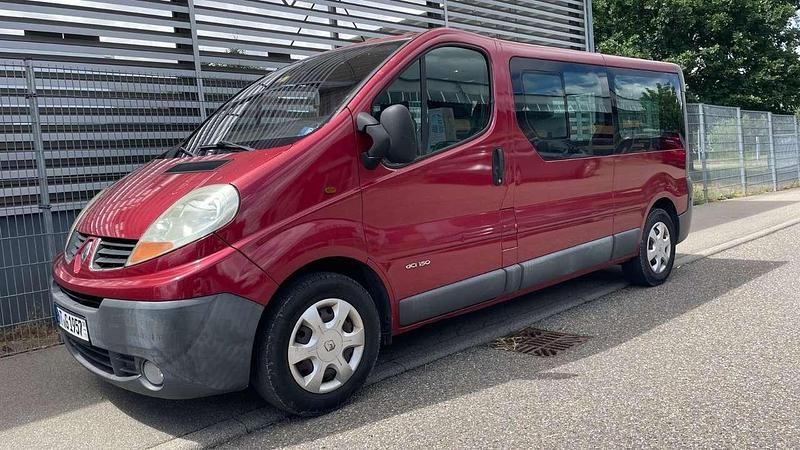 Rot Gebraucht 2007 Renault Trafic Van | 6.600 € (Guter Preis) - Bild 1/4