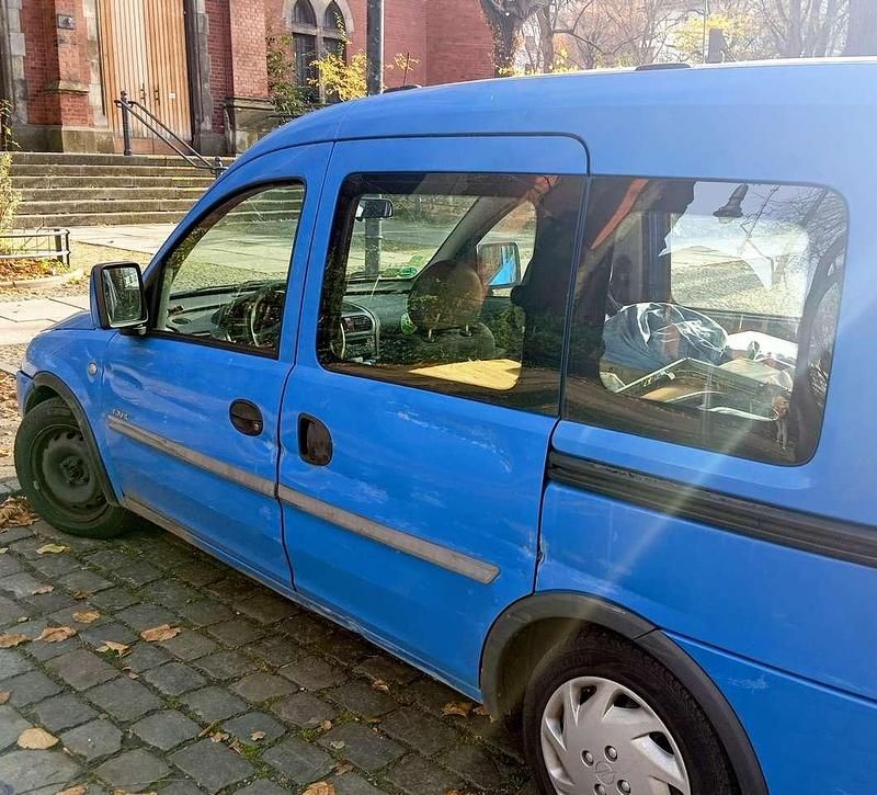 Blau Gebraucht 2003 Opel Combo Kombi | 1.250 € (Fairer Preis) - Bild 1/4