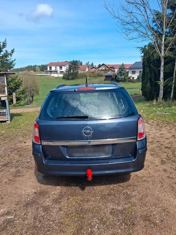 Gebraucht Opel Astra 116 PS (85 kW) 2009 Grau Kombi