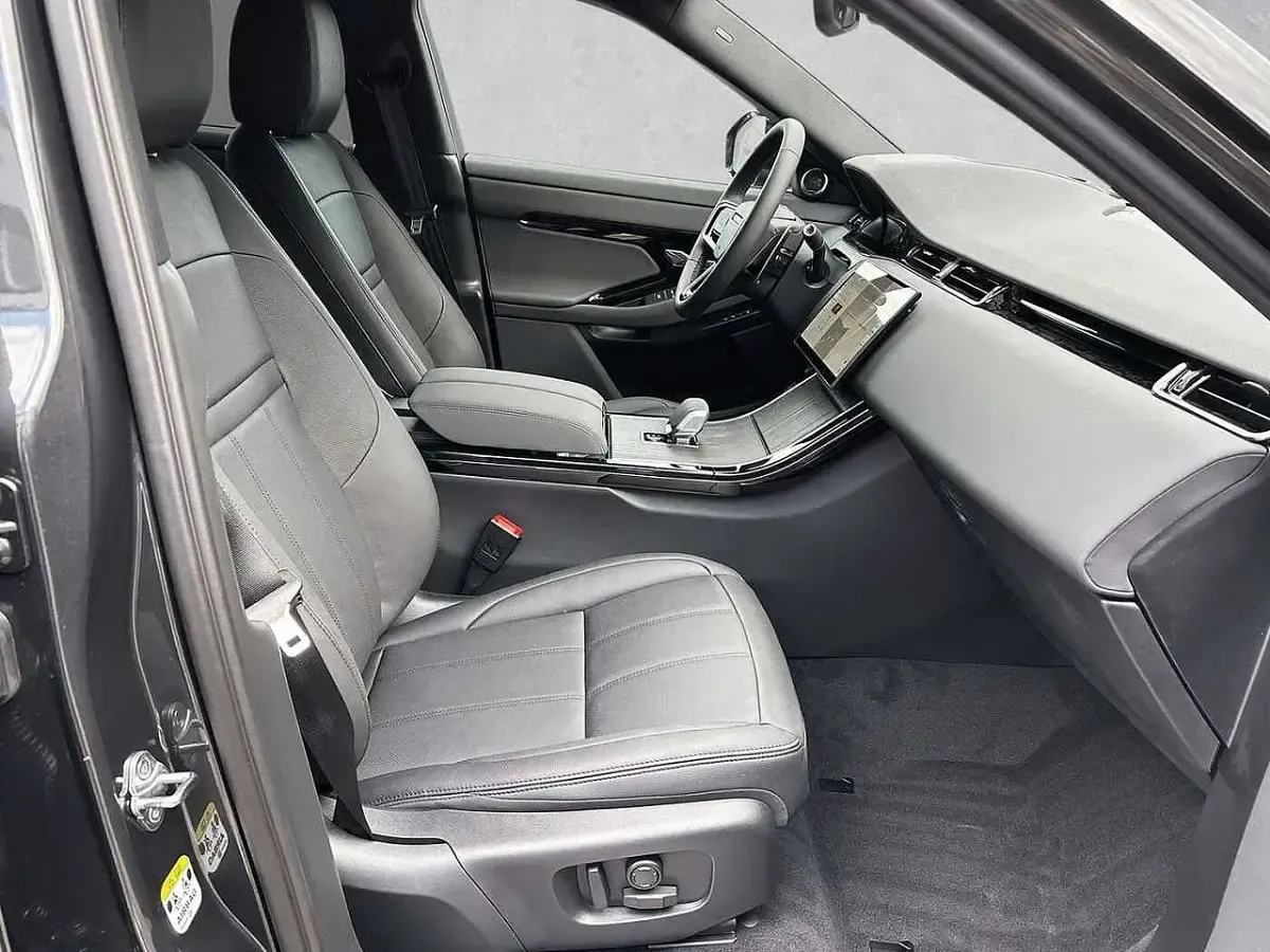 Neu Land Rover Range Rover evoque SE Dynamic 204 PS (150 kW) 2026 Grau SUV