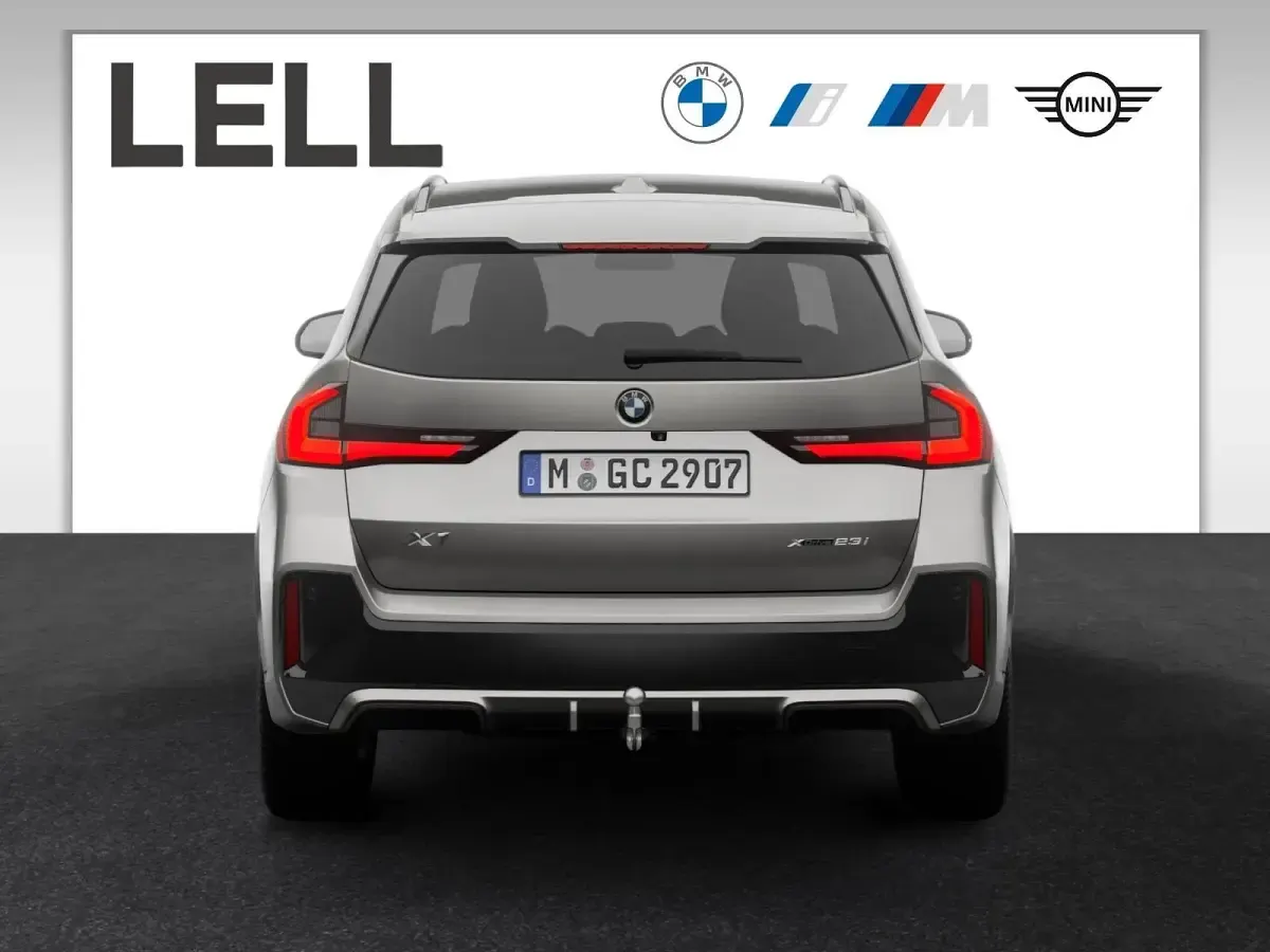 Neu BMW X1 M Sport 218 PS (160 kW) 2026 Silber SUV
