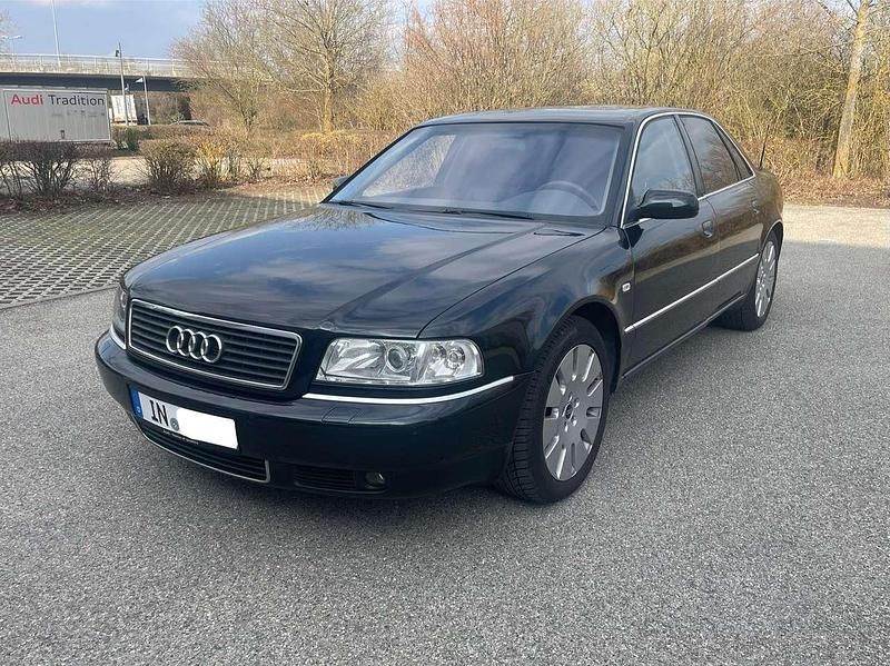 Second-hand Audi A8 Basis 179 CP (131 kW) 2000 Negru Berlinǎ