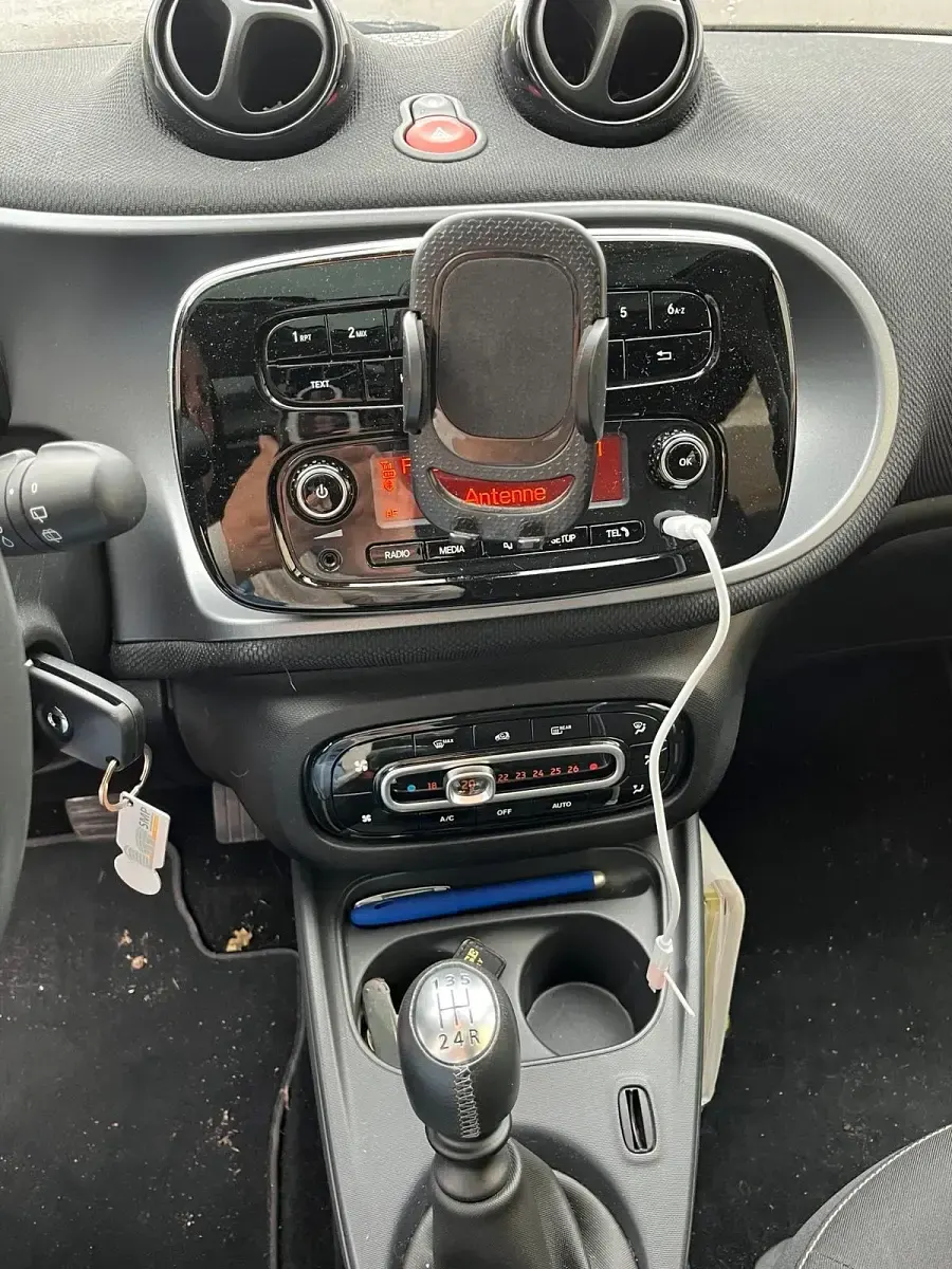Gebraucht Smart ForFour 90 PS (66 kW) 2019 Schwarz Kleinwagen