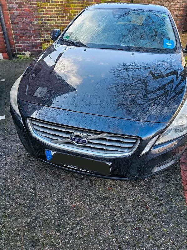 Gebraucht Volvo V60 150 PS (110 kW) 2012 Schwarz Kombi