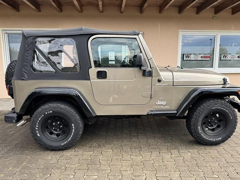 Second-hand Jeep Wrangler 143 CP (105 kW) 2006 Bej SUV