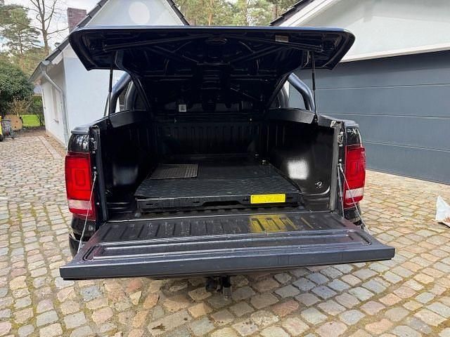 Second-hand VW Amarok 258 CP (189 kW) 2019 Negru Pickup