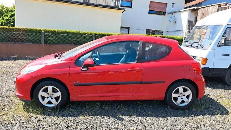 Rot Gebraucht 2008 Peugeot 207 Limousine | 700 € (Superpreis) - Bild 1/4